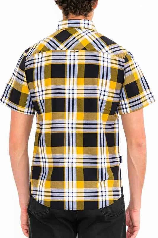 WEIV Men's Full Size Plaid Short Sleeve Button-Up Shirt with Dual Chest Pockets Plus Size