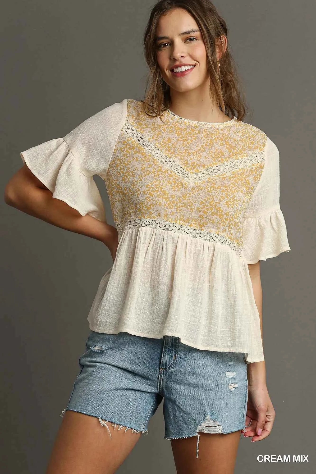 Umgee Floral Lace Trimmed Detail Half Sleeve Babydoll Top